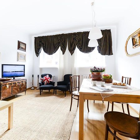 Sunny Apartment In Old Town Варшава Экстерьер фото