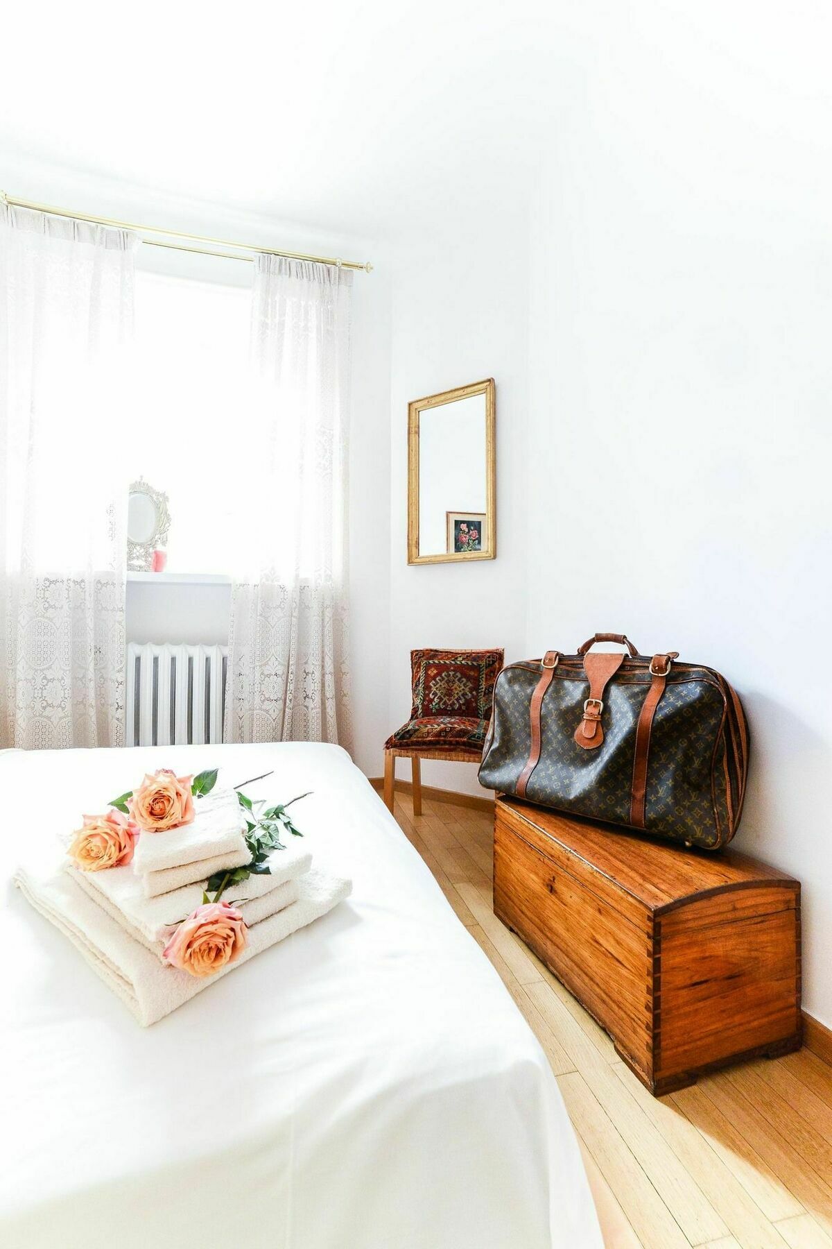 Sunny Apartment In Old Town Варшава Экстерьер фото